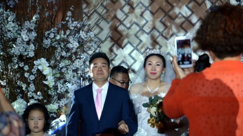 女篮传奇苗立杰大婚：从球场“女科比”到幸福新娘，篮球见证最美爱情